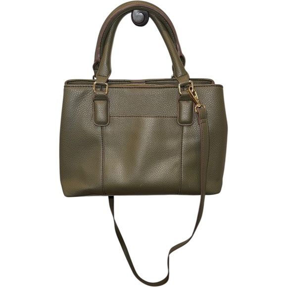 Chic Green Tote with Gold Accents - Picture 2 of 8